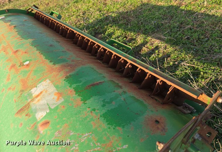 image for item EJ8385 John Deere straw chopper