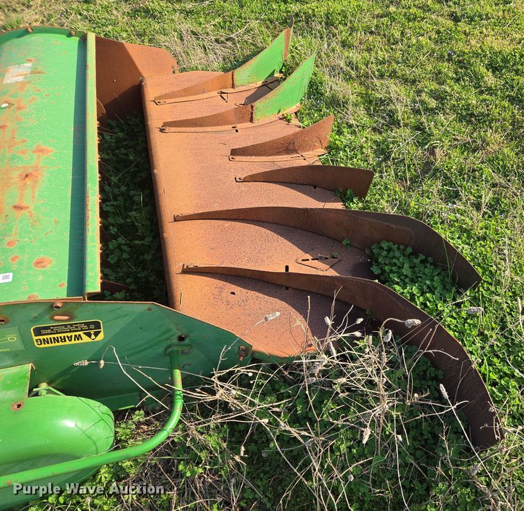 image for item EJ8385 John Deere straw chopper