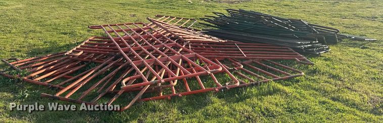 image for item EJ8391 Approximately (32) gates