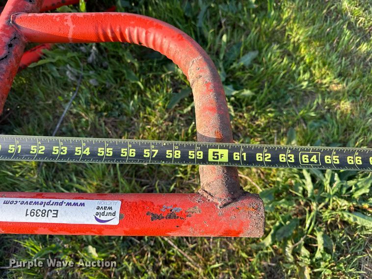 image for item EJ8391 Approximately (32) gates