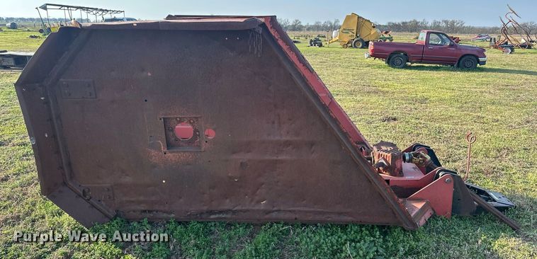 image for item EJ8394 Brush Hog 2615L1 batwing rotary mower