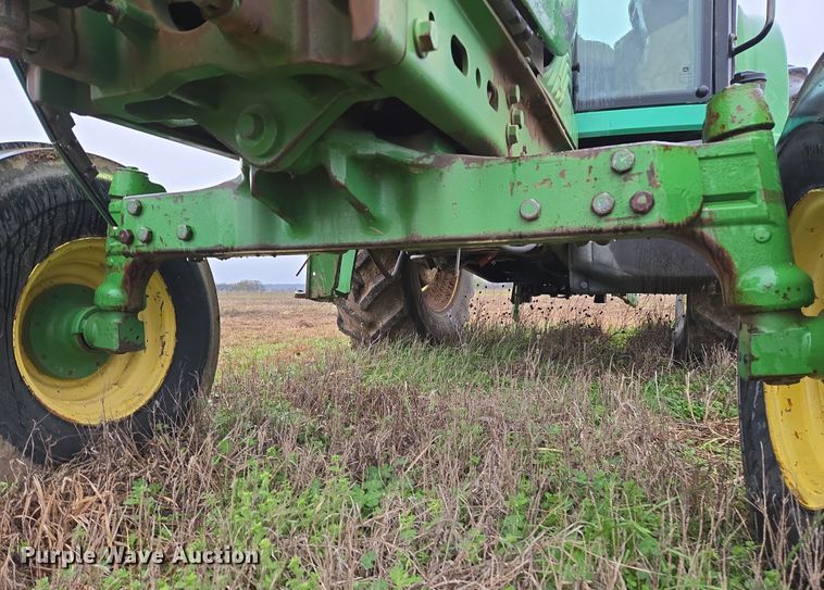 image for item EJ8397 2004 John Deere 6420 tractor