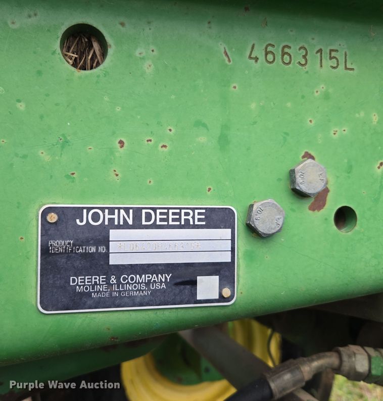 image for item EJ8397 2004 John Deere 6420 tractor