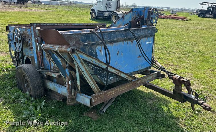 image for item EJ8401 Pecan harvester