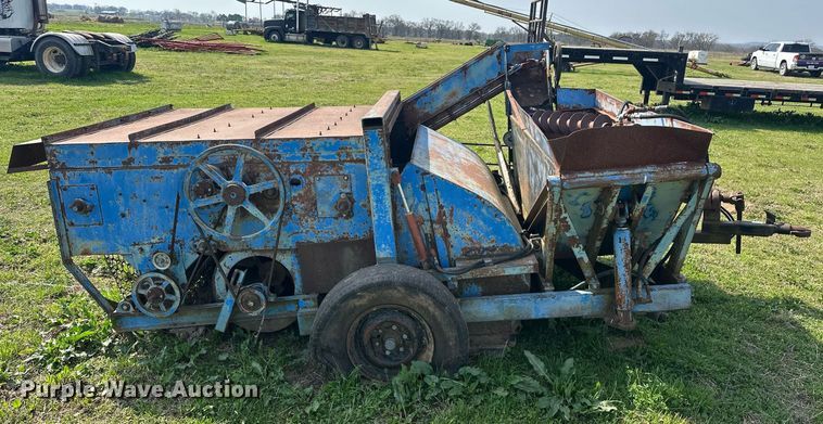 image for item EJ8401 Pecan harvester