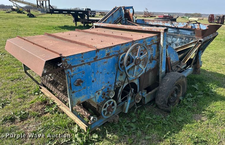 image for item EJ8401 Pecan harvester