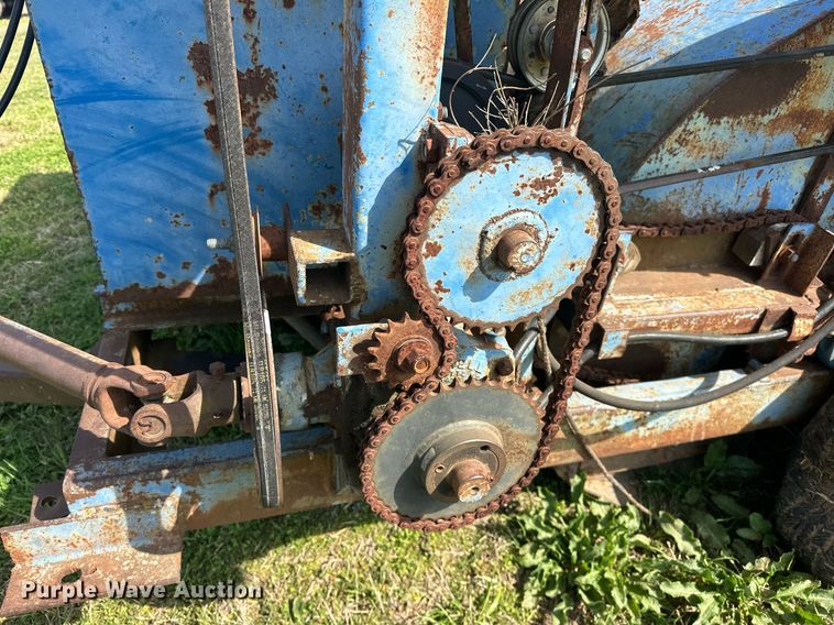 image for item EJ8401 Pecan harvester