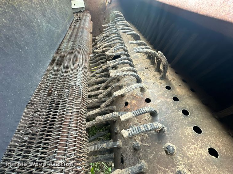 image for item EJ8401 Pecan harvester