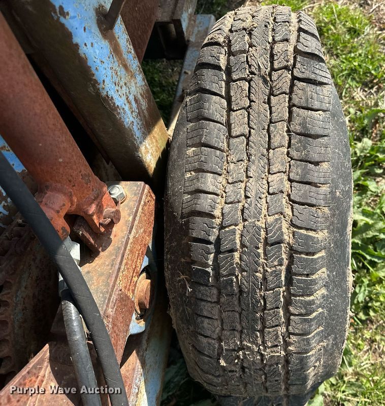 image for item EJ8401 Pecan harvester