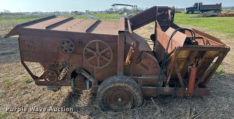 image for item EJ8403 Pecan harvester
