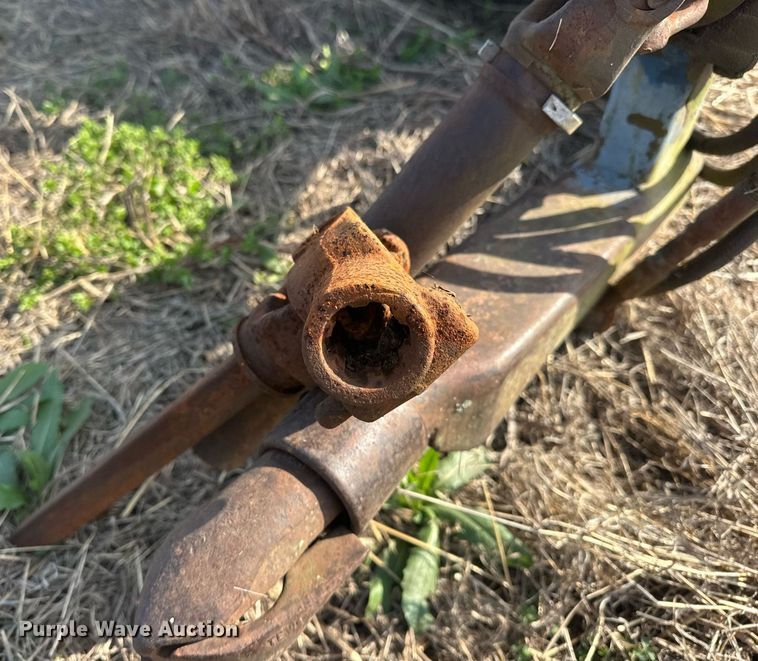 image for item EJ8403 Pecan harvester