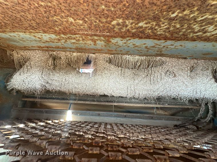 image for item EJ8403 Pecan harvester