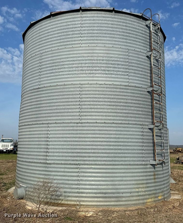 image for item EJ8404 Butler grain bin