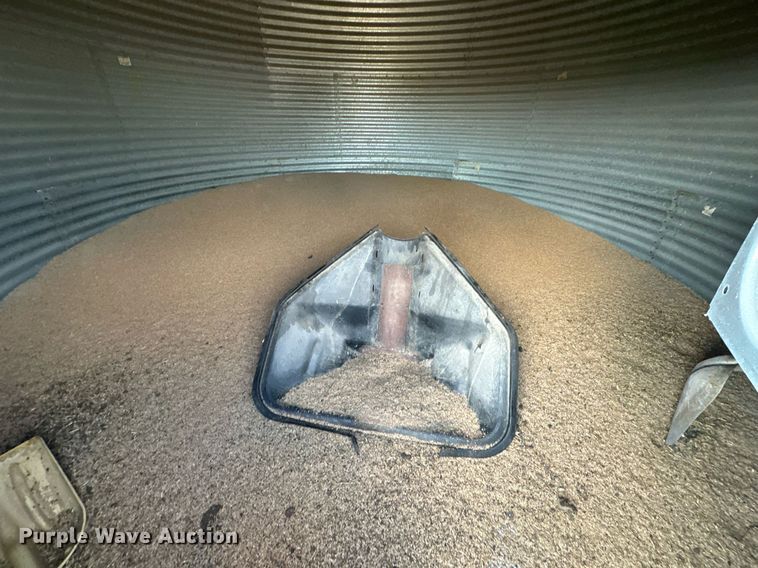 image for item EJ8404 Butler grain bin