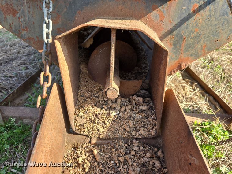 image for item EJ8414 Cake feeder