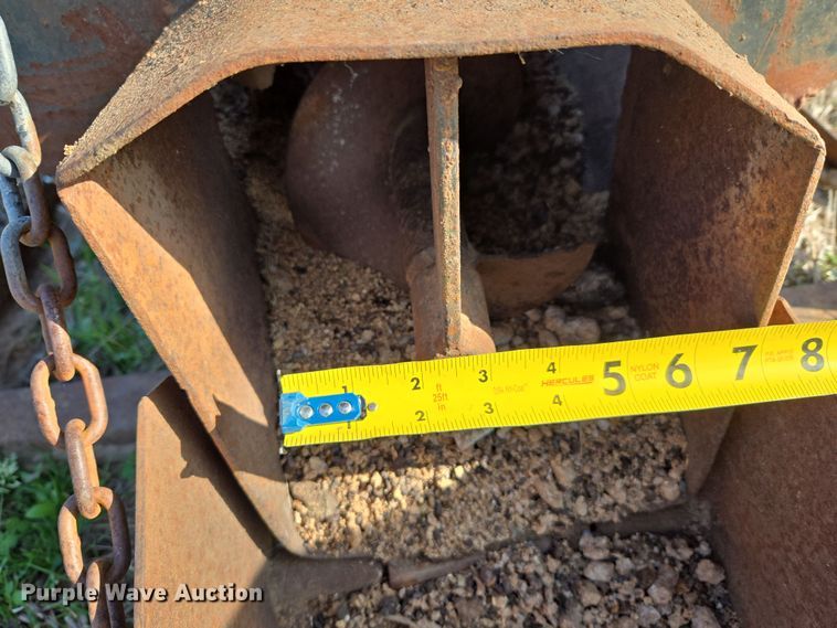 image for item EJ8414 Cake feeder