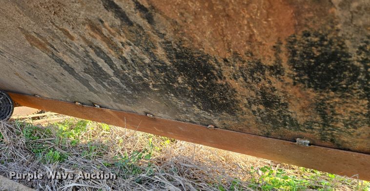 image for item EJ8414 Cake feeder