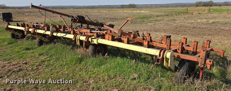 image for item EJ8415 Krause 1506 field cultivator