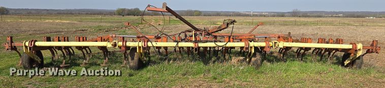 image for item EJ8415 Krause 1506 field cultivator