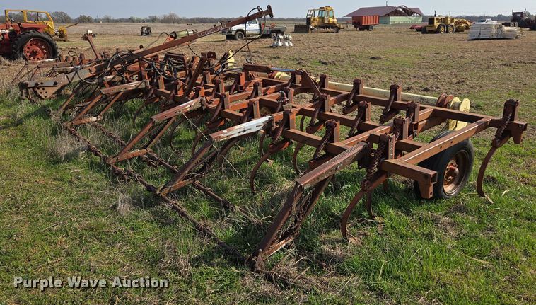 image for item EJ8415 Krause 1506 field cultivator