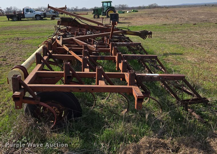 image for item EJ8415 Krause 1506 field cultivator
