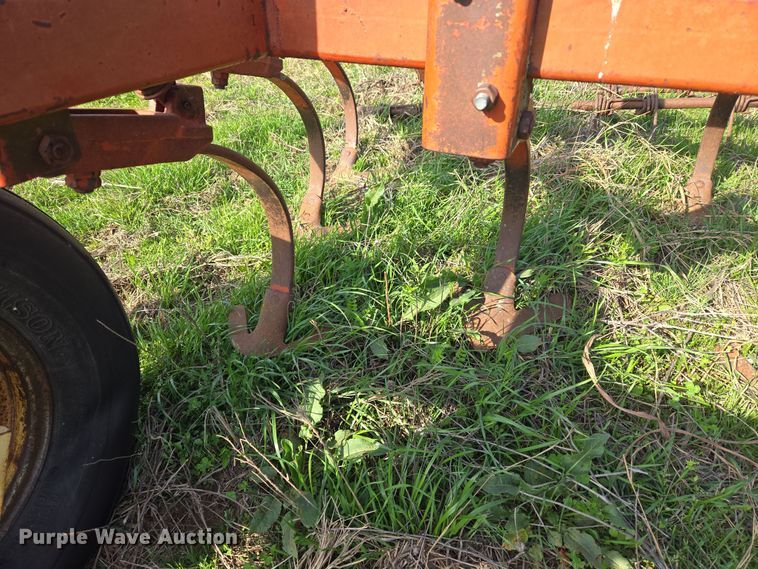 image for item EJ8415 Krause 1506 field cultivator