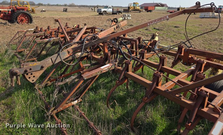 image for item EJ8415 Krause 1506 field cultivator