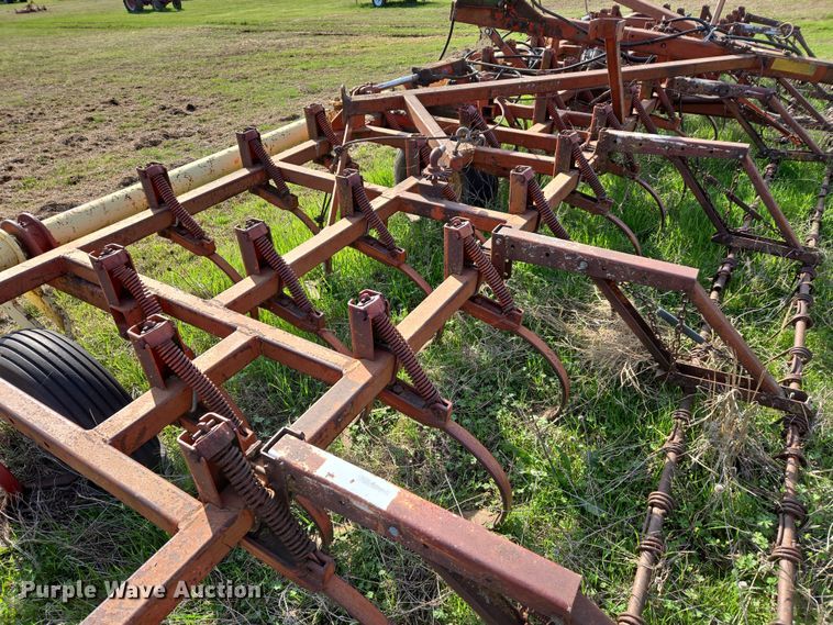 image for item EJ8415 Krause 1506 field cultivator