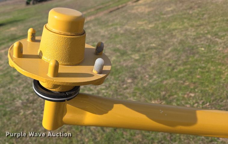 image for item EJ8416 2023 Vermeer VR1224 hay rake