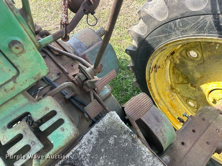 image for item EJ8417 1959 John Deere 730 tractor
