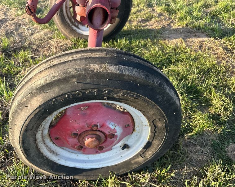 image for item EJ8421 International Harvester Farmall Cub tractor