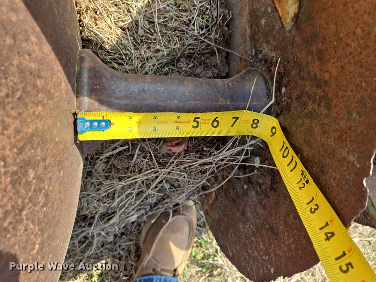 image for item EJ8423 John Deere tandem disk