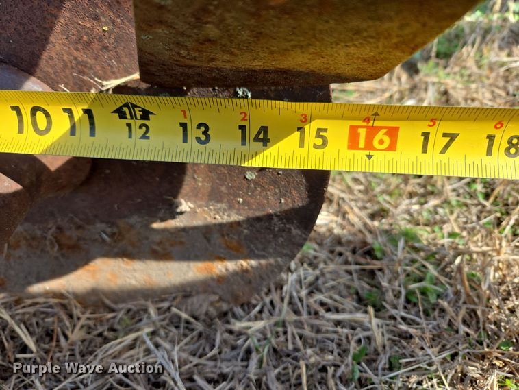 image for item EJ8423 John Deere tandem disk