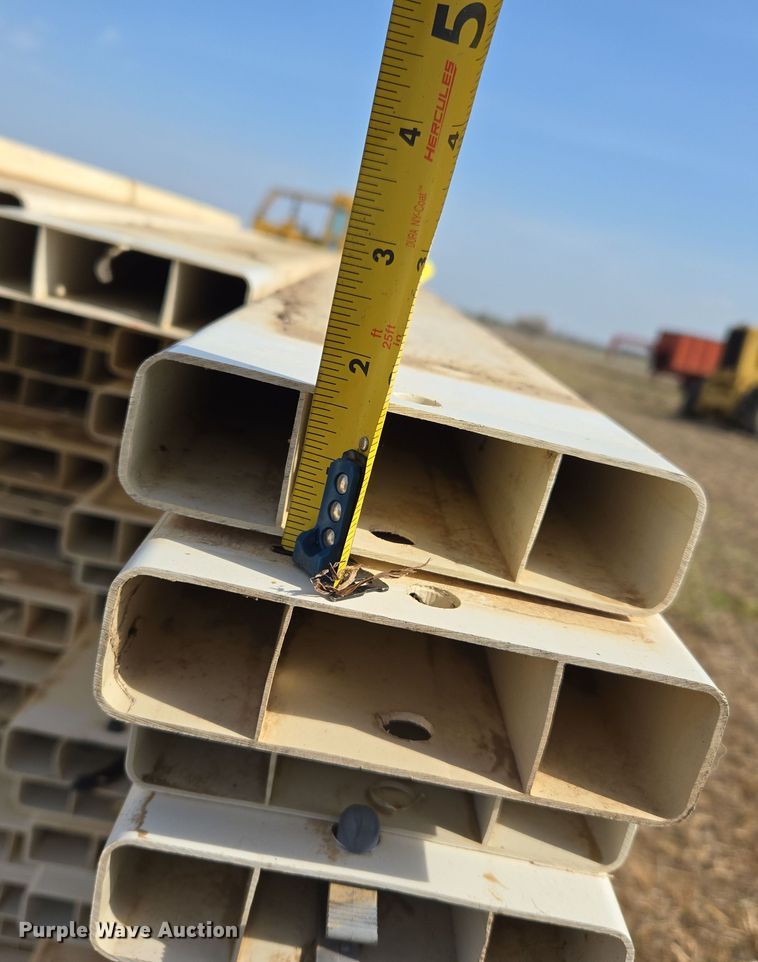 image for item EJ8424 Poly fencing materials