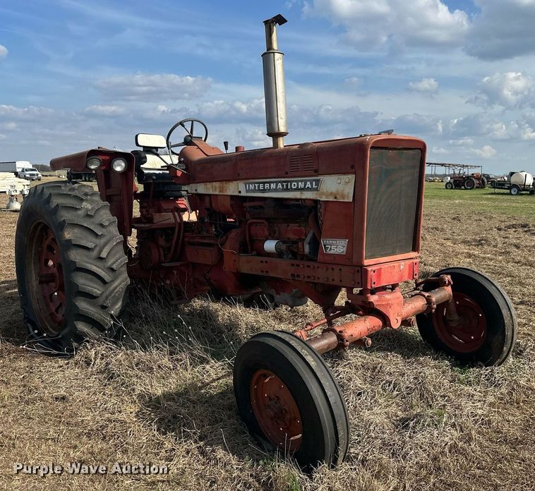 image for item EJ8425 International Farmall 756 tractor