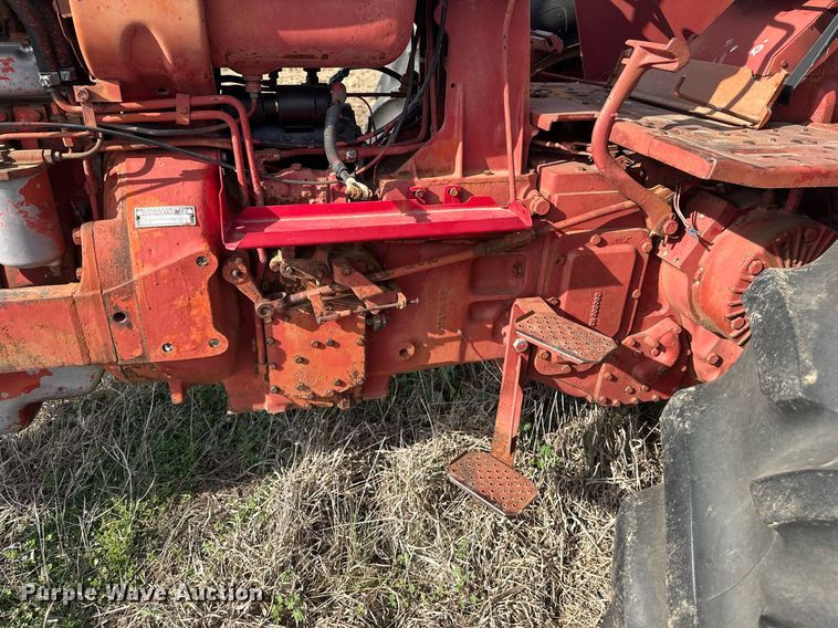 image for item EJ8425 International Farmall 756 tractor
