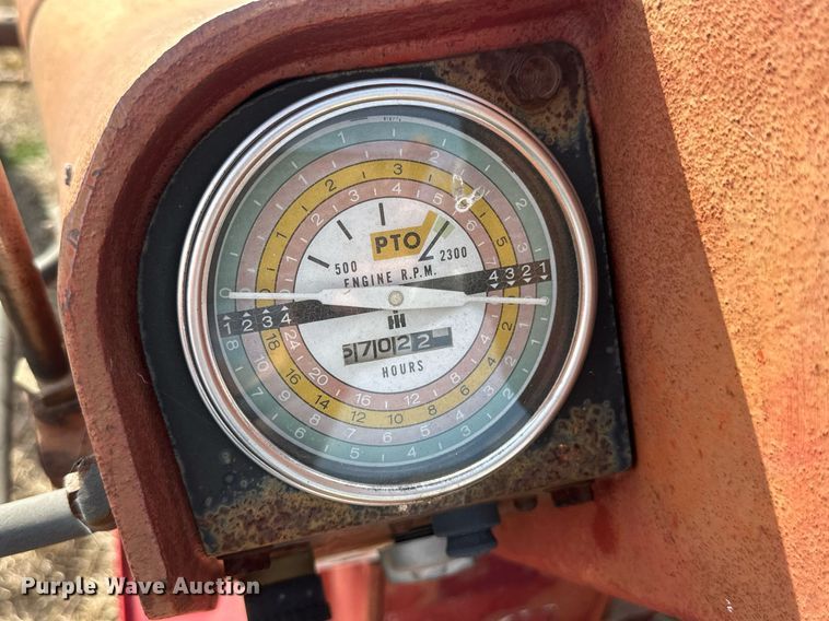 image for item EJ8425 International Farmall 756 tractor