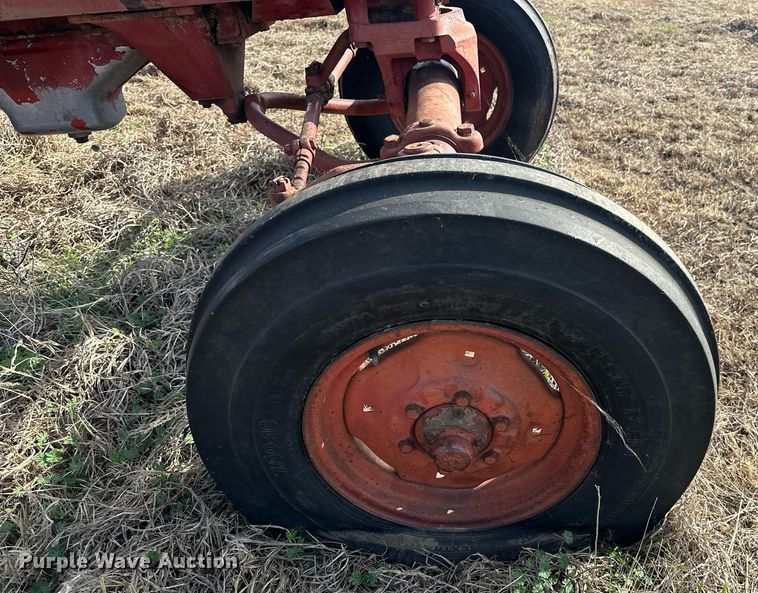 image for item EJ8425 International Farmall 756 tractor