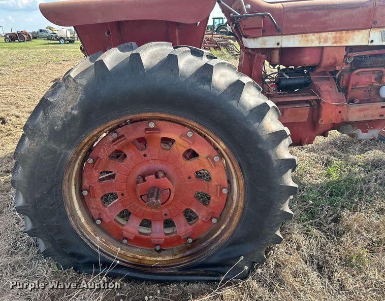 image for item EJ8425 International Farmall 756 tractor
