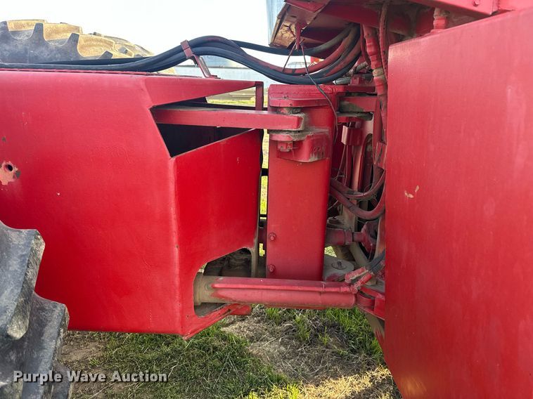 image for item EJ8428 1976 Versatile 850 4WD tractor