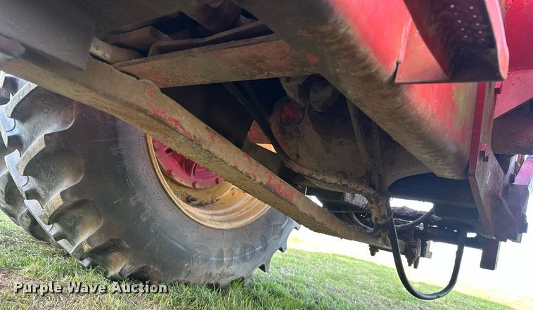 image for item EJ8428 1976 Versatile 850 4WD tractor