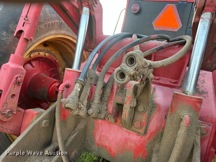 image for item EJ8428 1976 Versatile 850 4WD tractor