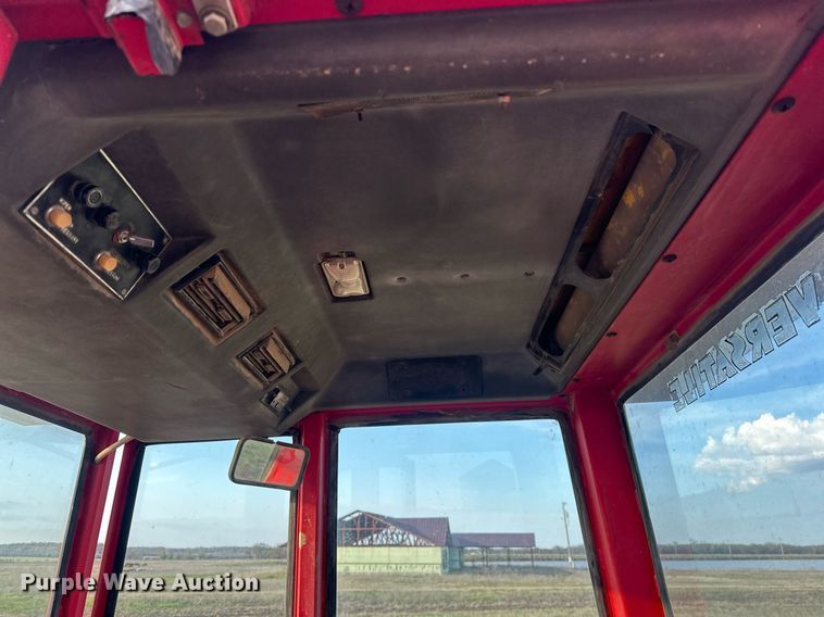 image for item EJ8428 1976 Versatile 850 4WD tractor