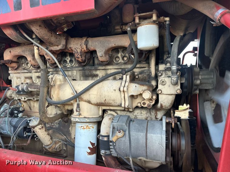 image for item EJ8428 1976 Versatile 850 4WD tractor