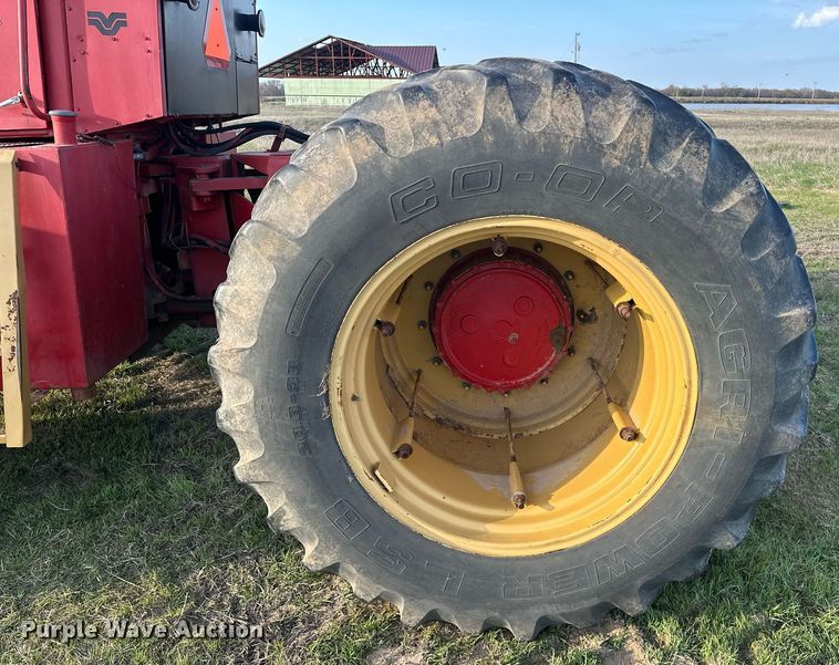 image for item EJ8428 1976 Versatile 850 4WD tractor