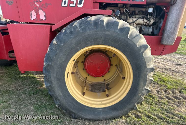 image for item EJ8428 1976 Versatile 850 4WD tractor