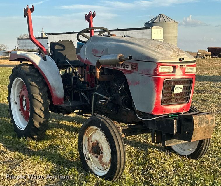 image for item EJ8429 2005 Farm Pro 2420 tractor