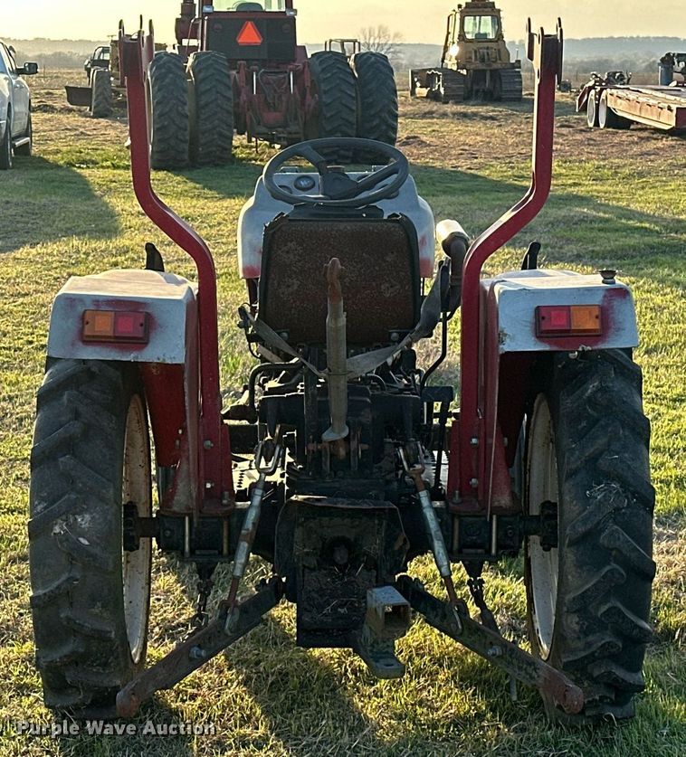 image for item EJ8429 2005 Farm Pro 2420 tractor