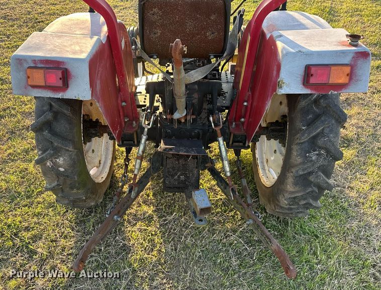 image for item EJ8429 2005 Farm Pro 2420 tractor