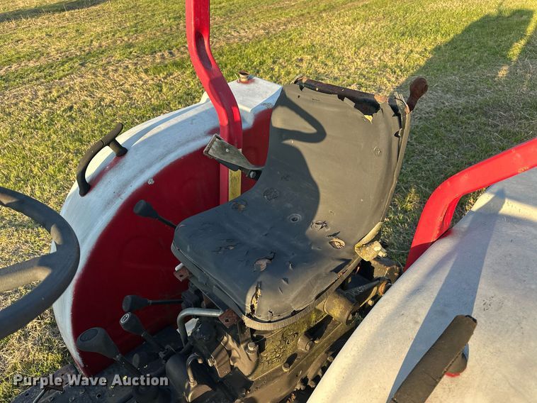 image for item EJ8429 2005 Farm Pro 2420 tractor